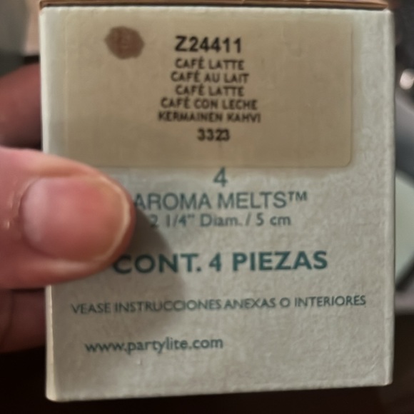 Bundle of PartyLite aroma melts - Picture 3 of 7